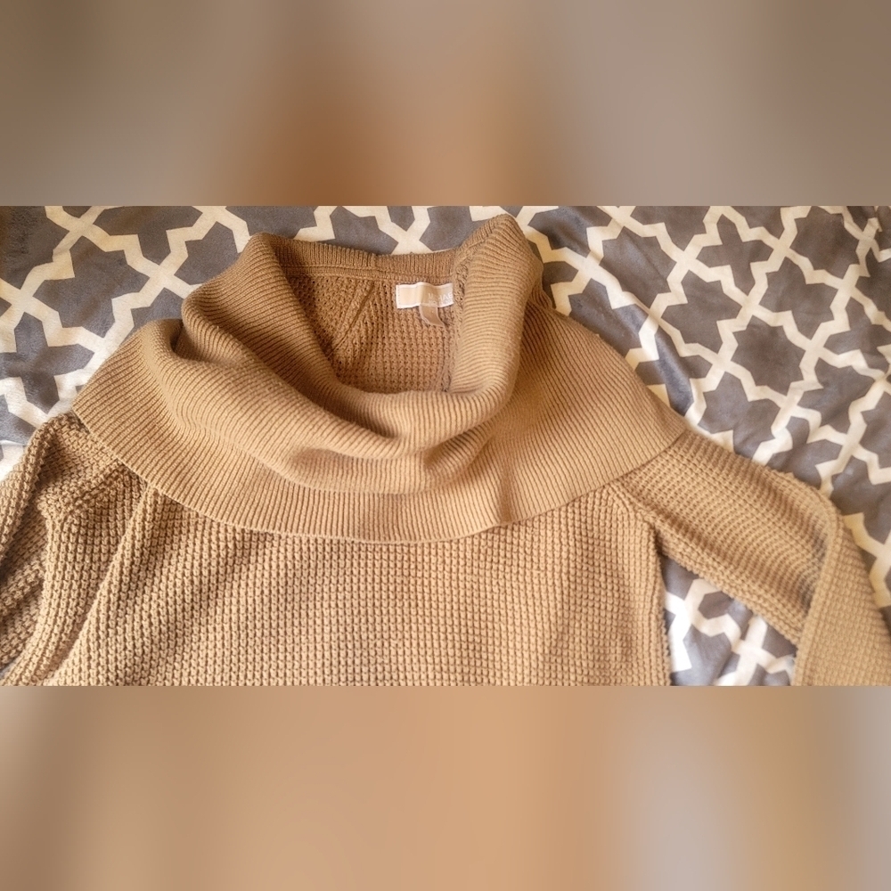 Michael Kors Cowl Neck Waffle Knit Sweater - Size Small - Picture 3 of 11
